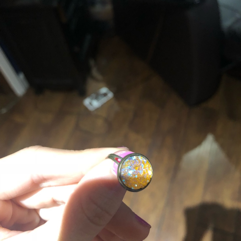 ring - Picture 4 of 5